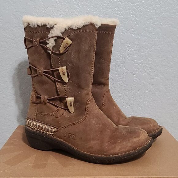 UGG Kona Boots  - Picture 3 of 11